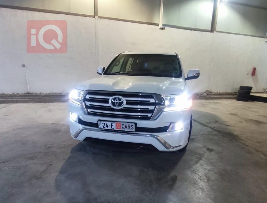 تويوتا لاندكروزر